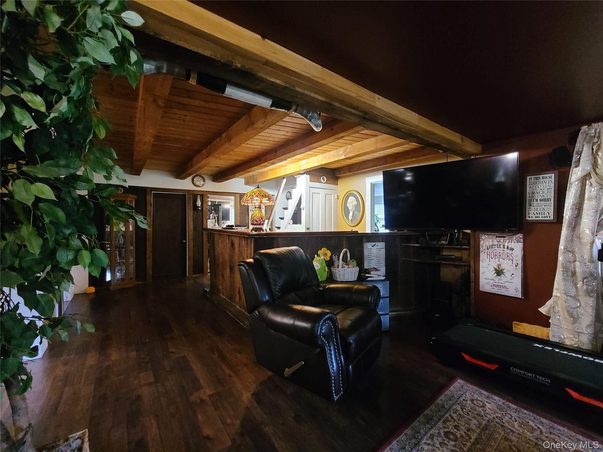 41 Martin Lane thumbnail 43