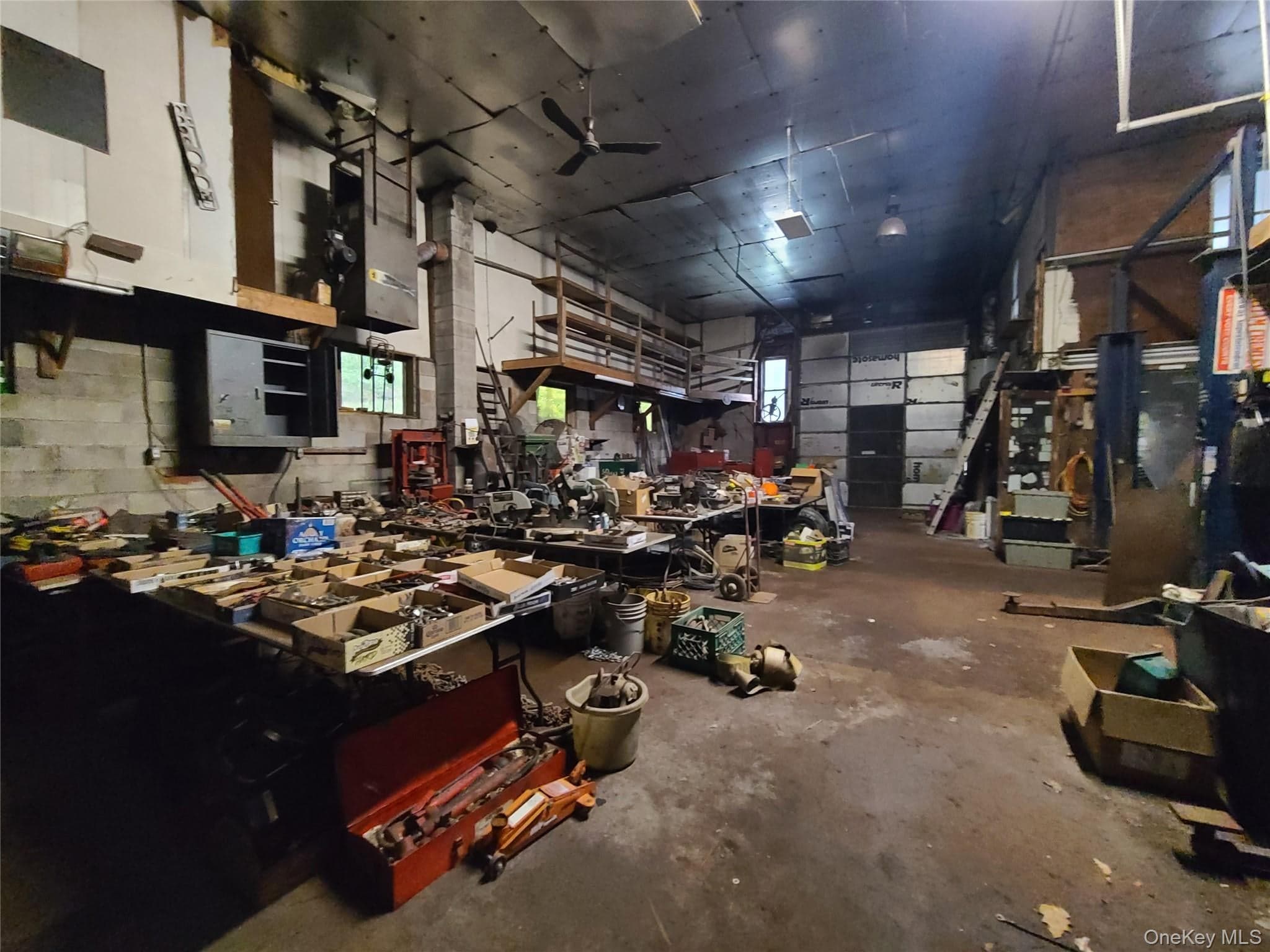 41 Martin Lane thumbnail 17