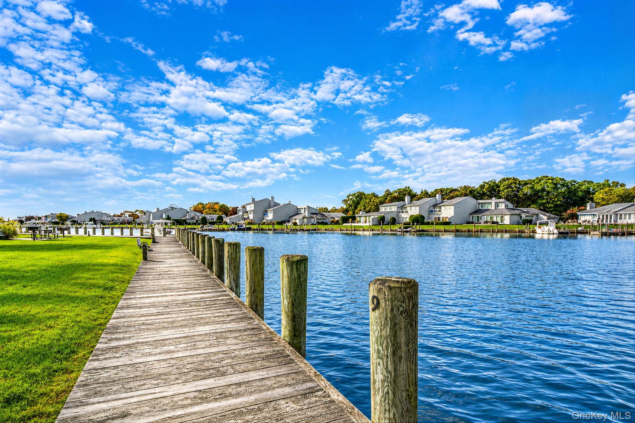 219 Fairharbor Drive Unit: 219 thumbnail 3