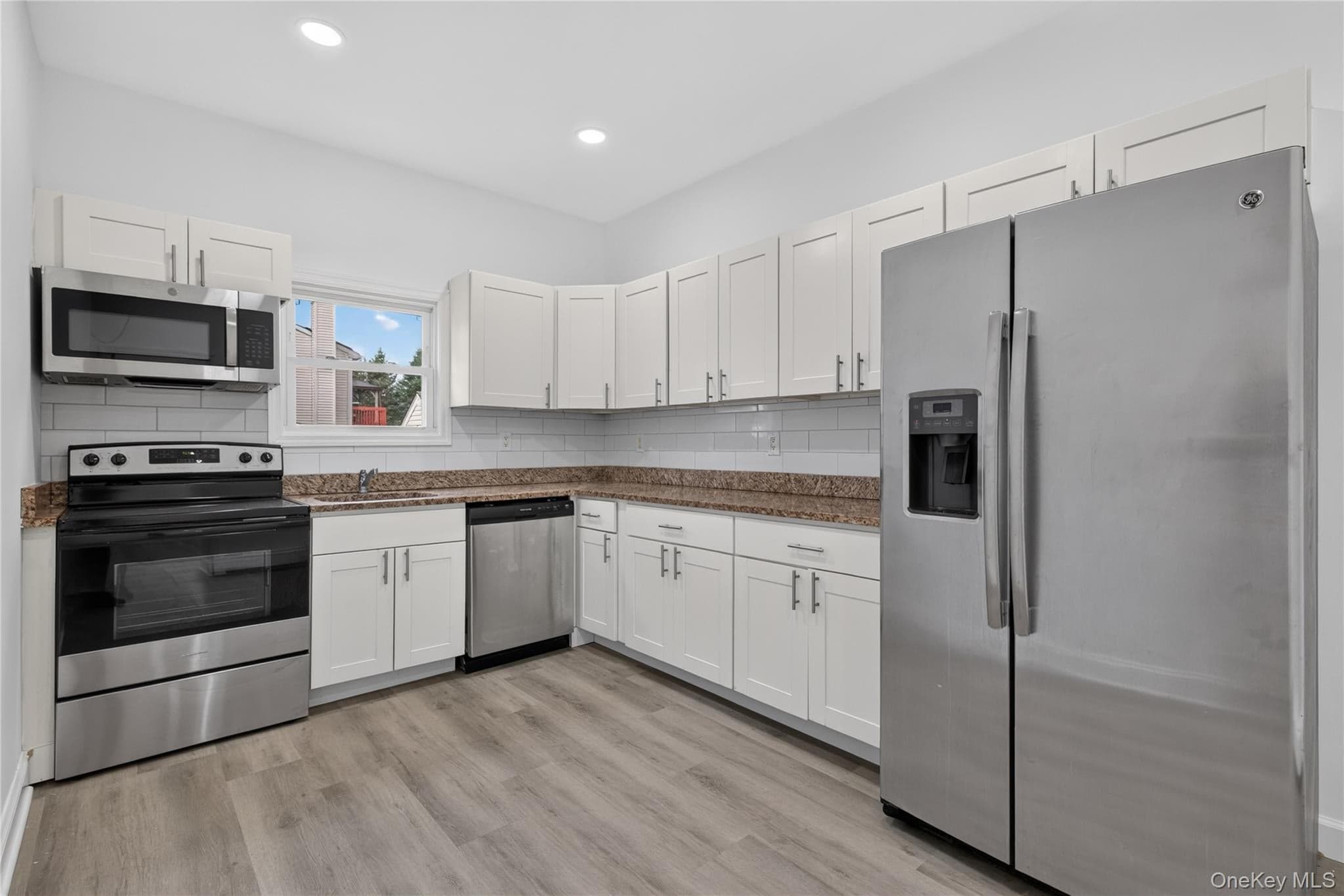 75 Apricot Street thumbnail 15