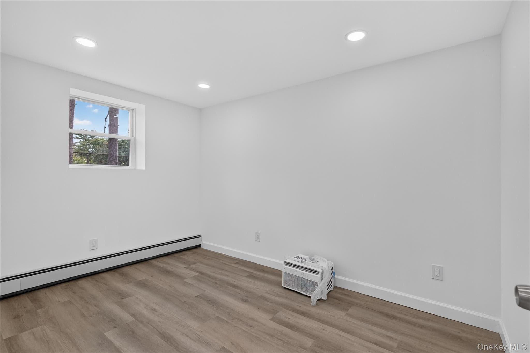 75 Apricot Street thumbnail 23