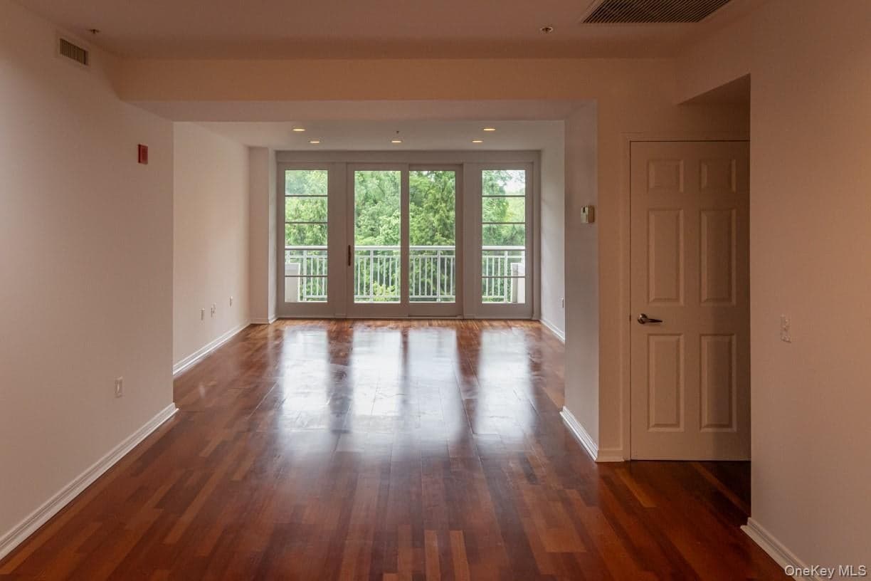 100 Harbor View Drive Unit: 251 thumbnail 8