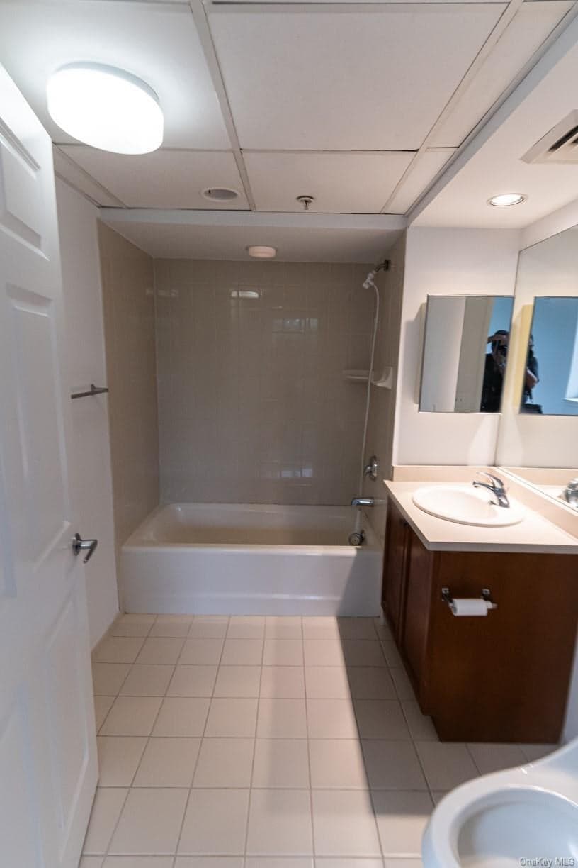 100 Harbor View Drive Unit: 251 thumbnail 19