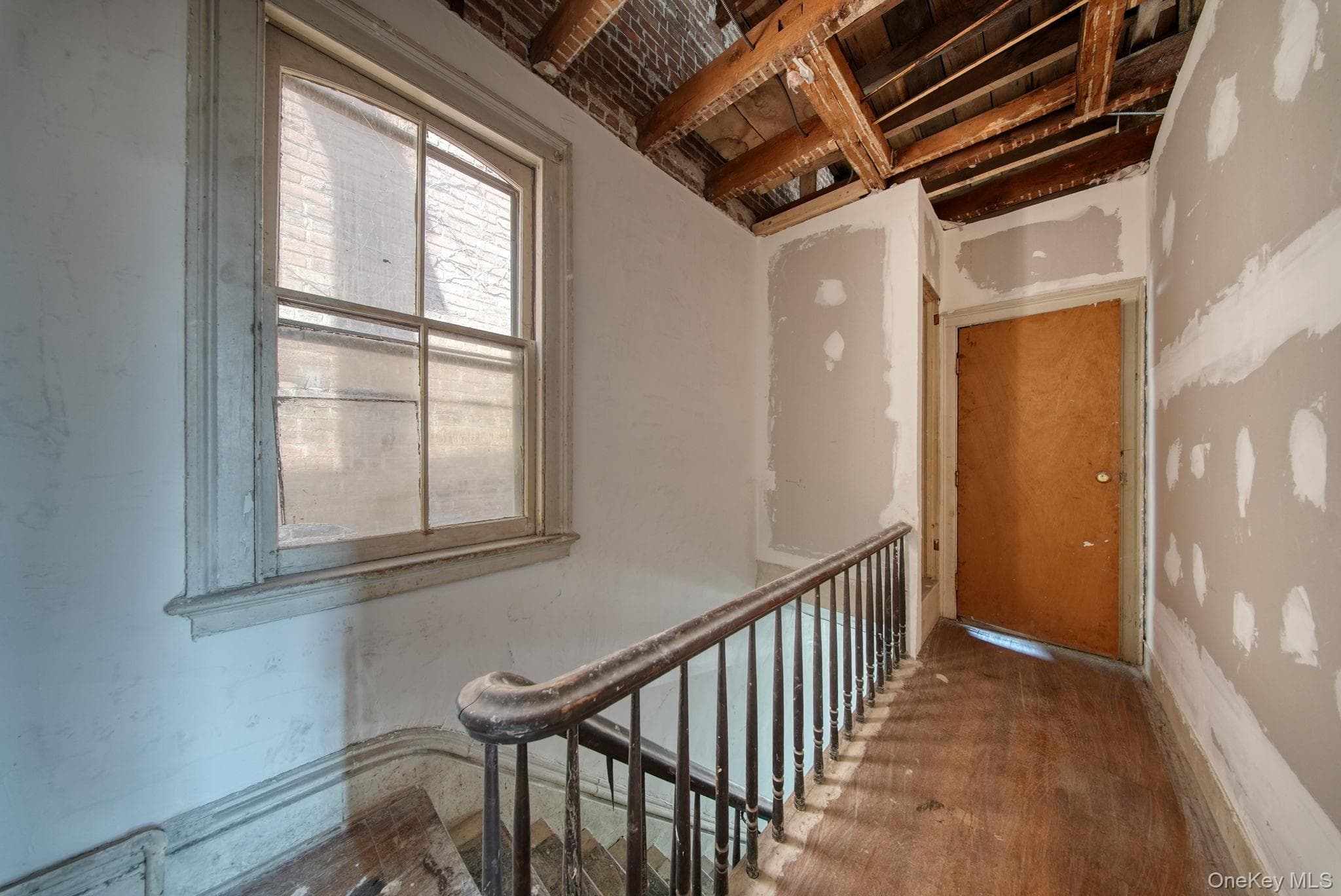225 Dubois Street thumbnail 13