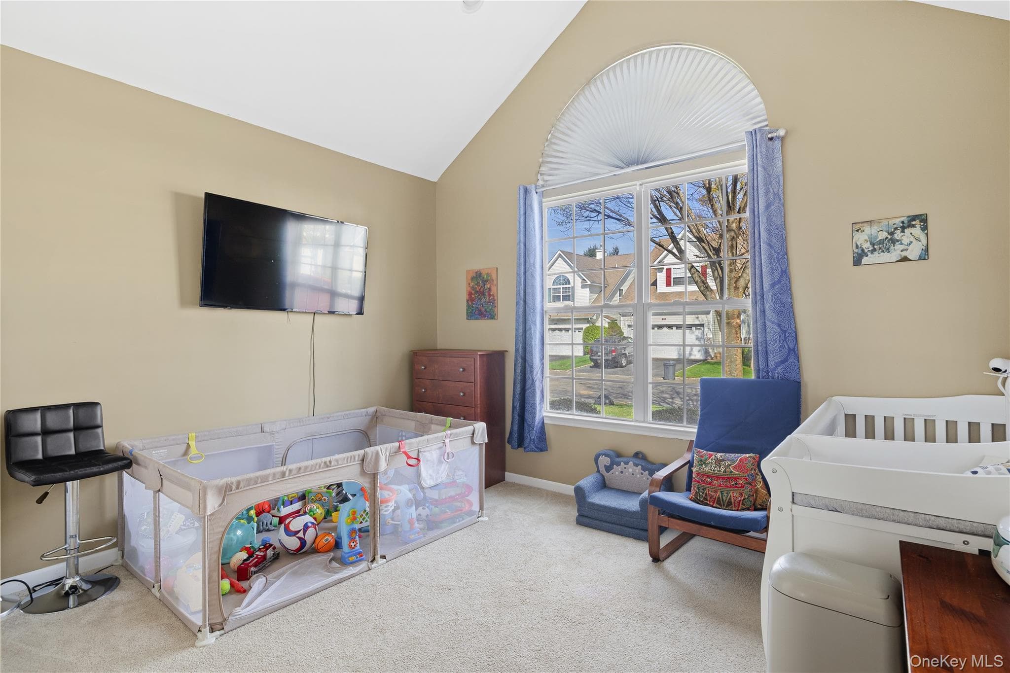 131 Constantine Way thumbnail 11