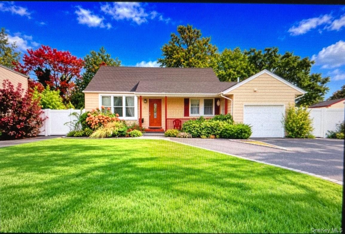 99 Deer Lake Drive photo 1