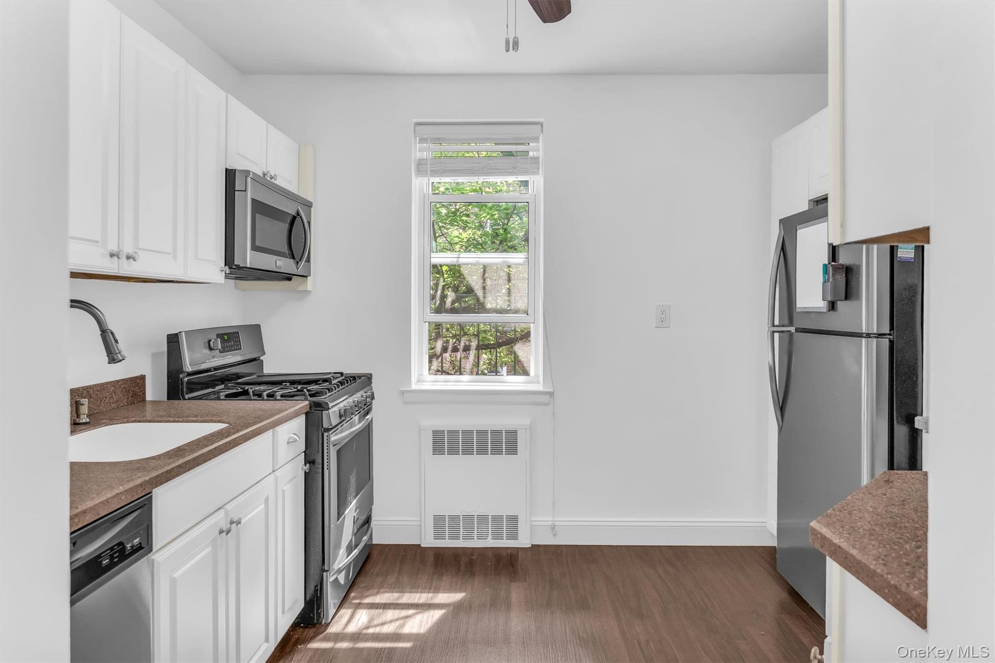 36 Cathedral Avenue Unit: 2D thumbnail 7