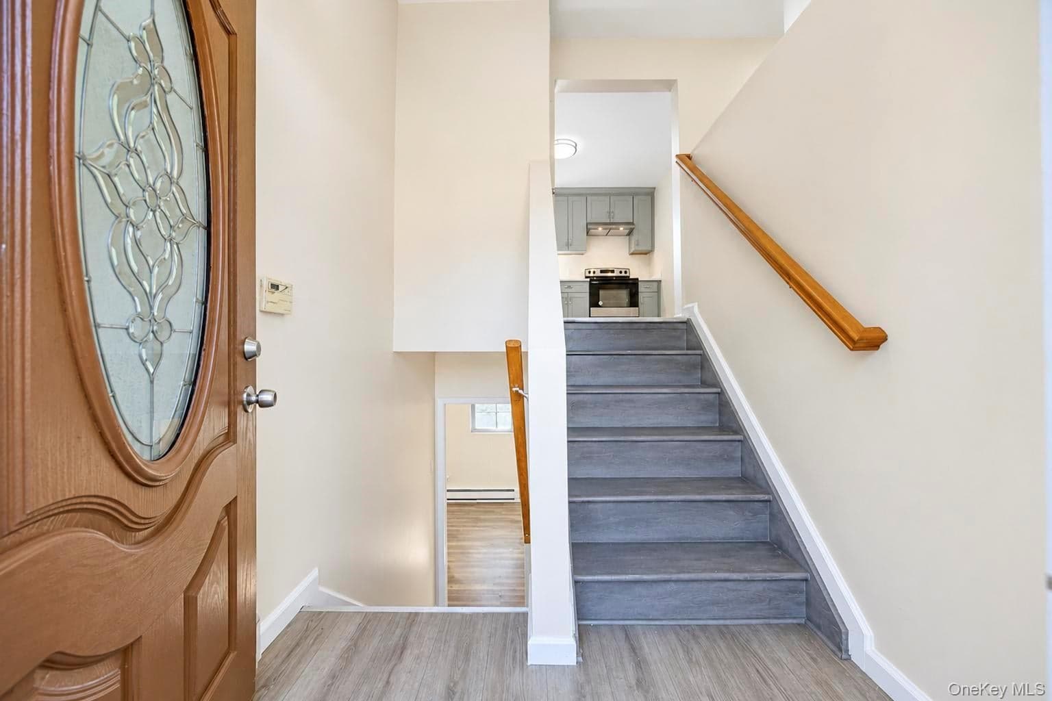 84 Arlington AVE thumbnail 4