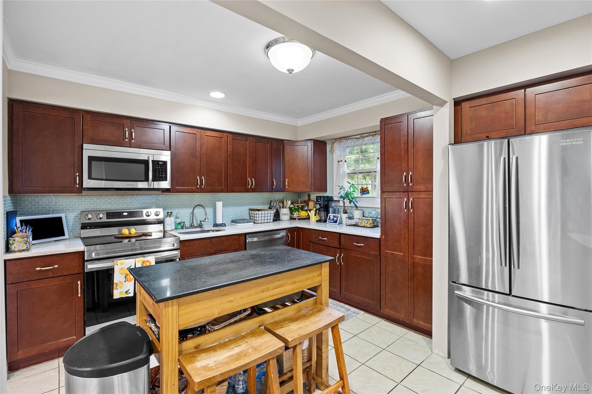 33 Manhasset Road thumbnail 10