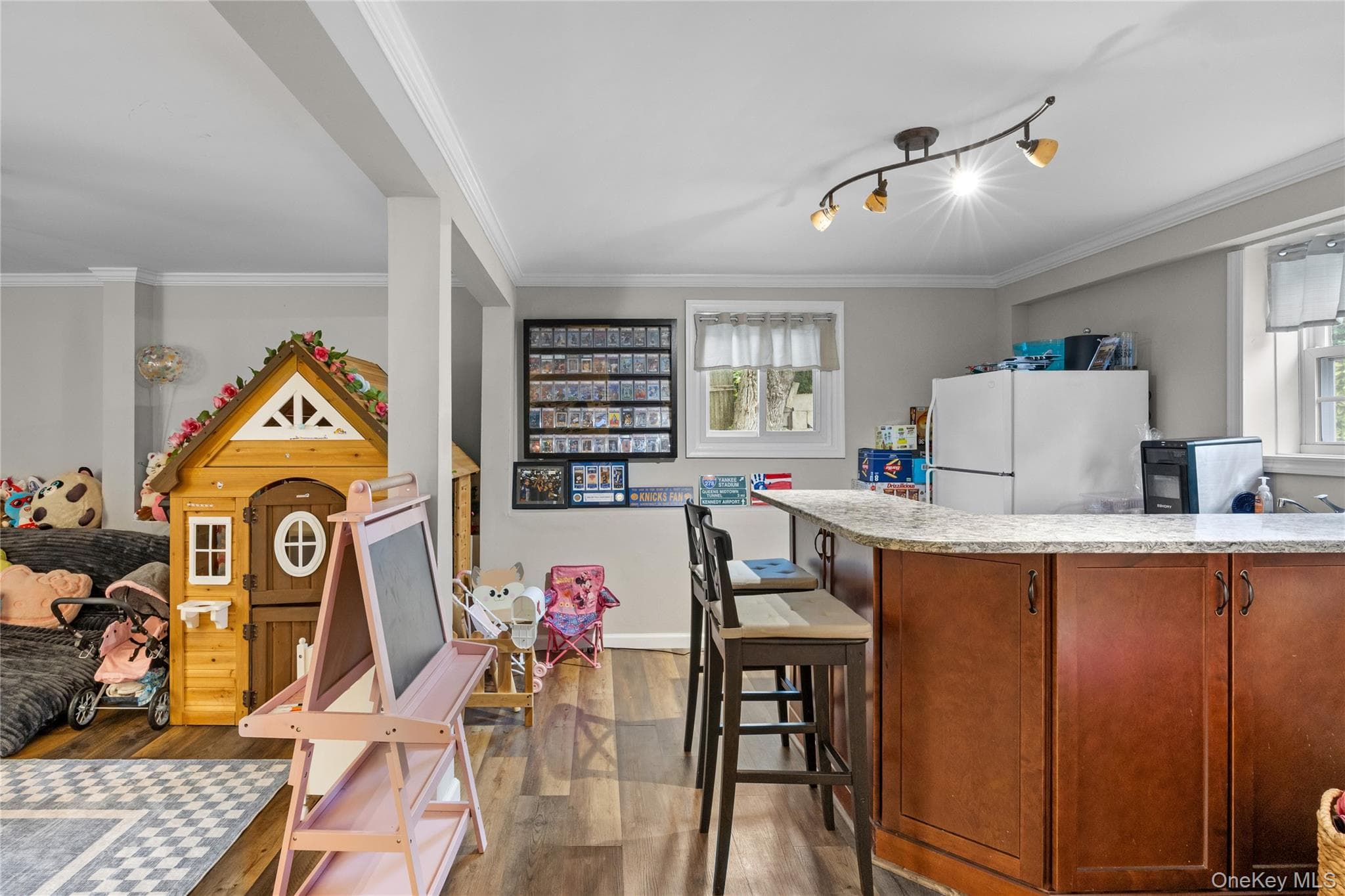 33 Manhasset Road thumbnail 22