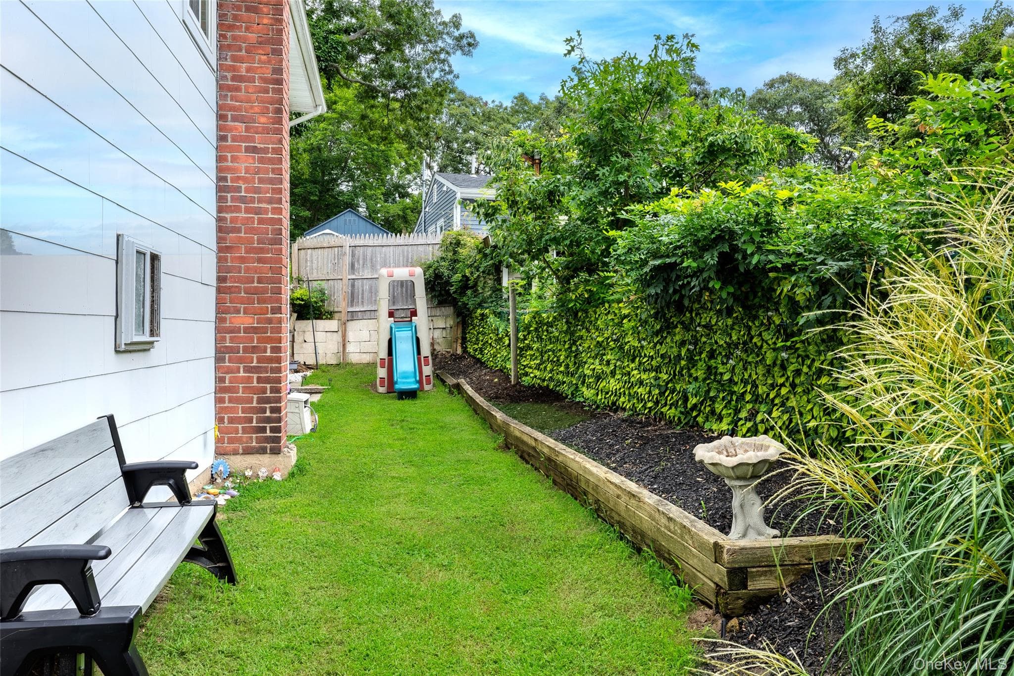 33 Manhasset Road thumbnail 36
