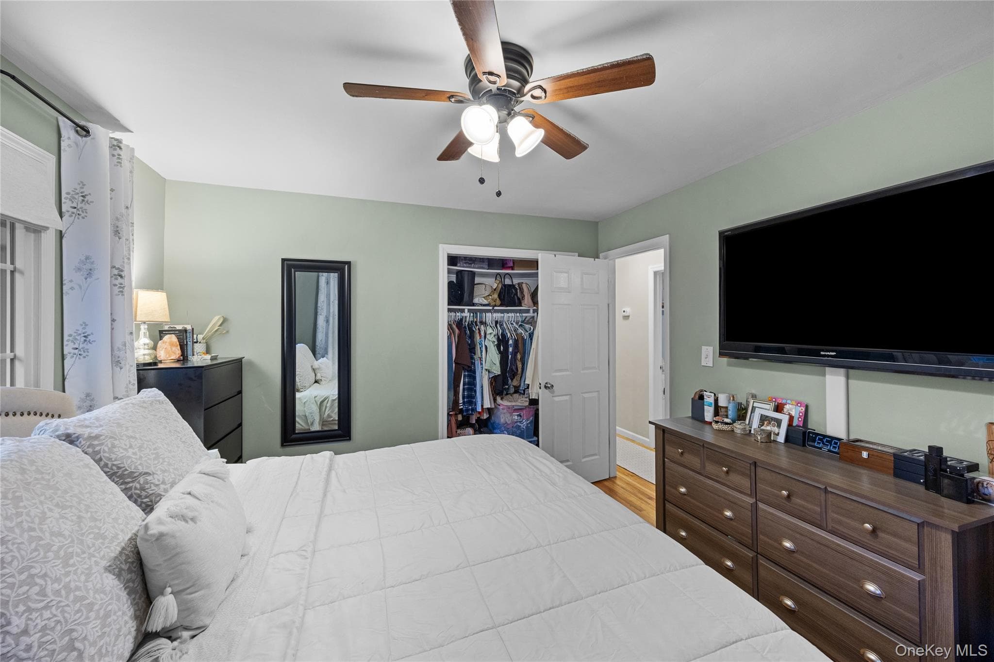 33 Manhasset Road thumbnail 12