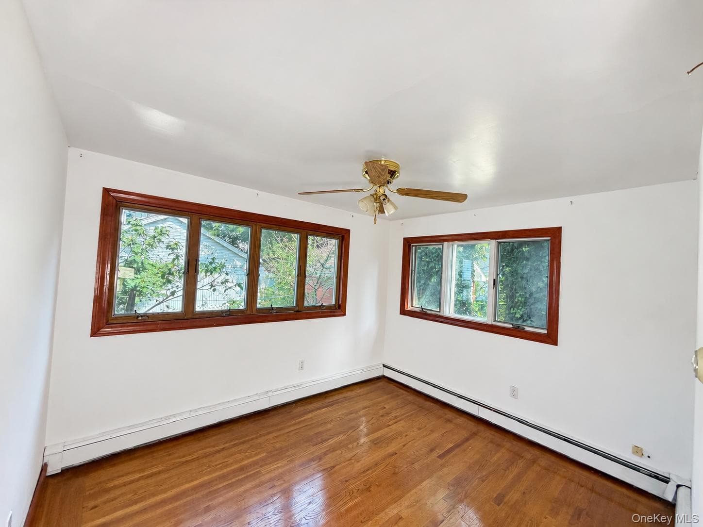 103 E Saint Marks Place thumbnail 5