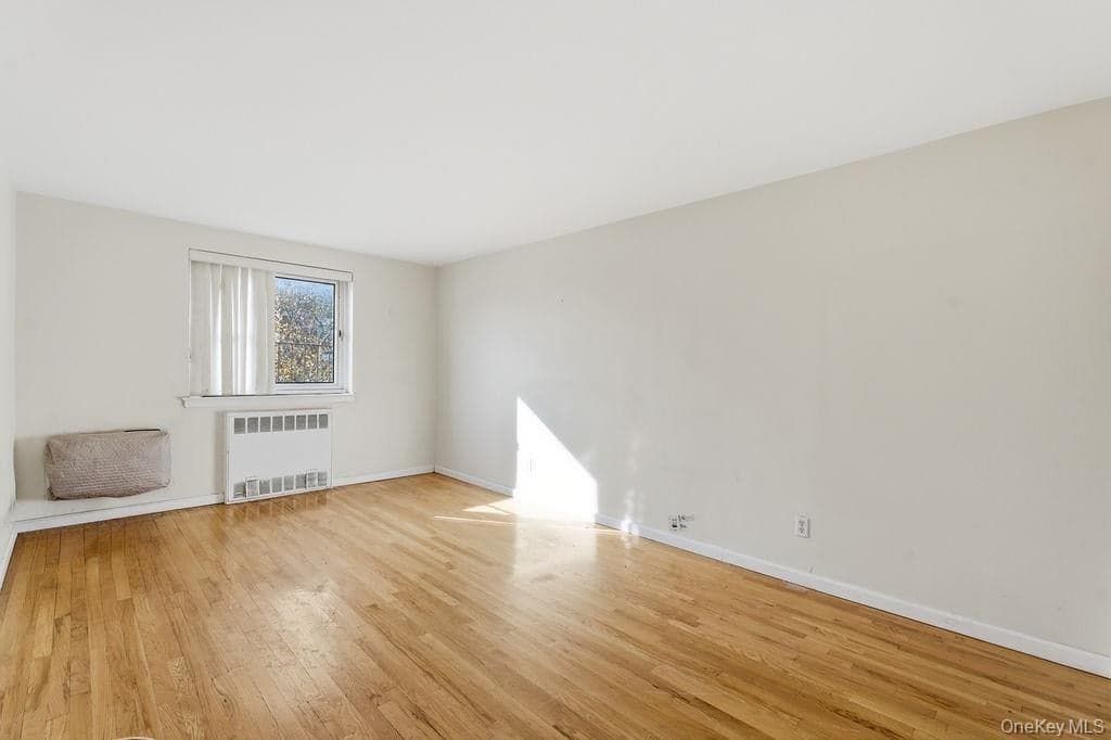 153-25 88th Street Unit: 4N thumbnail 3