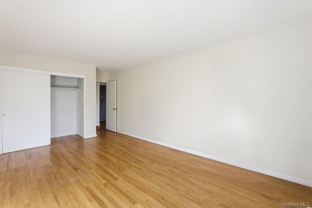 153-25 88th Street Unit: 4N thumbnail 5