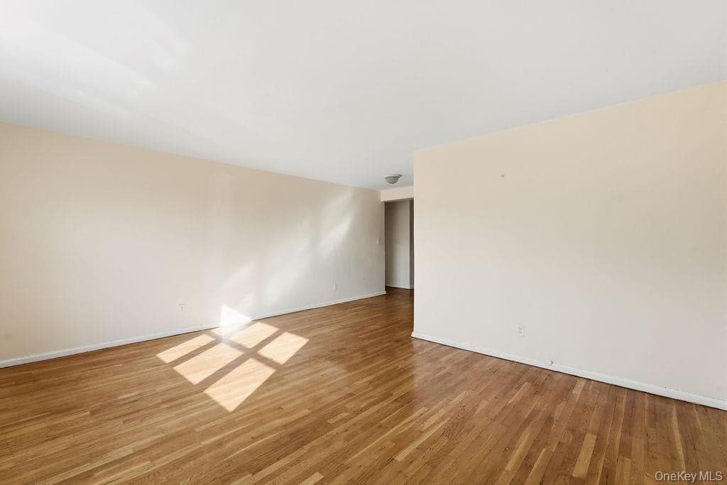 153-25 88th Street Unit: 4N thumbnail 4