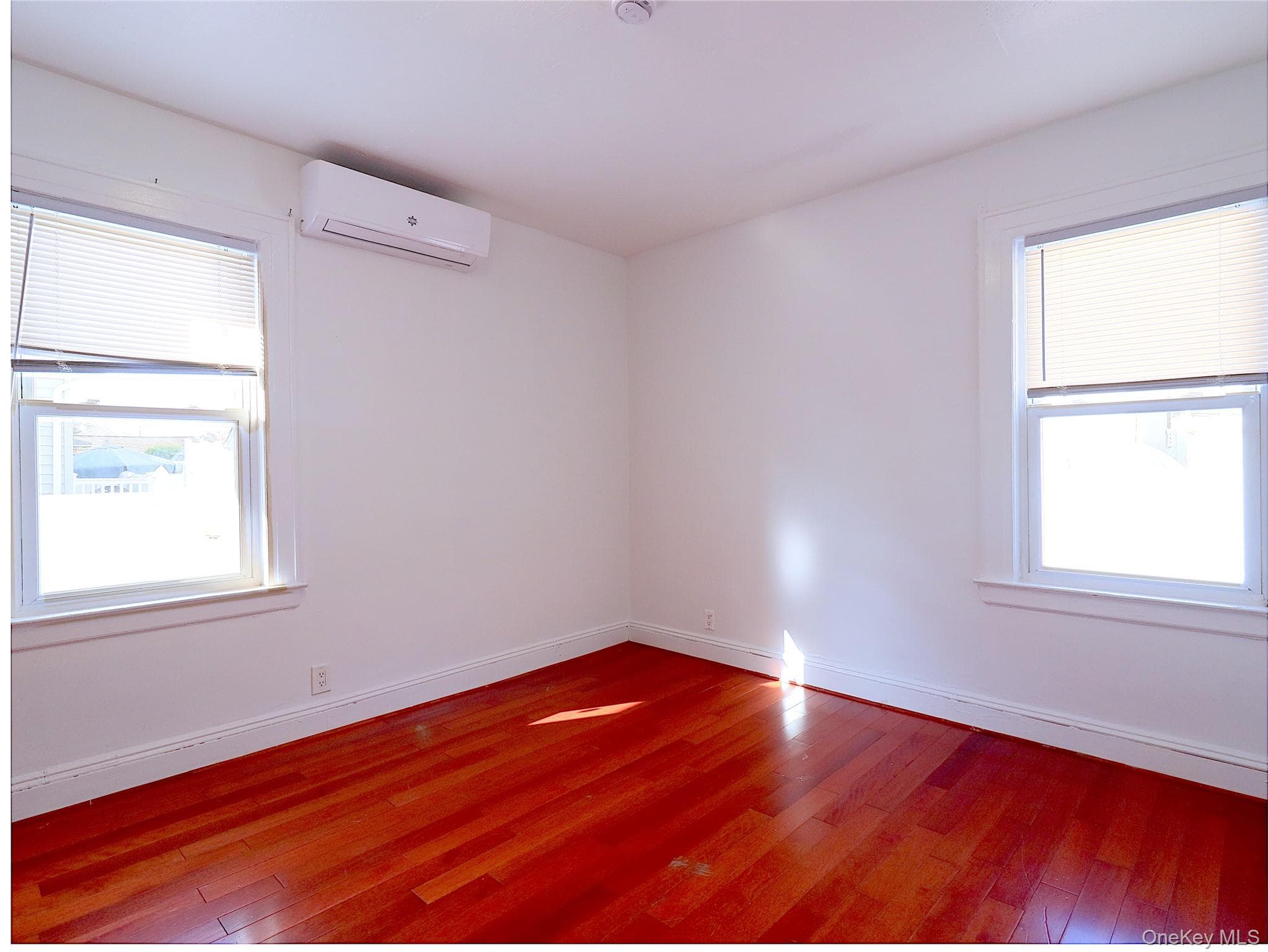 4222 191st Street thumbnail 13