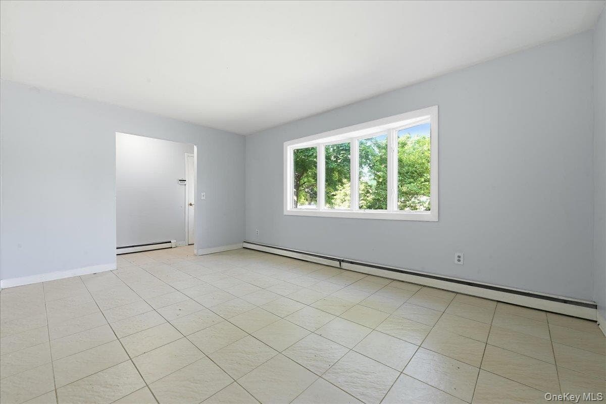 1127A Bay Shore Avenue Unit: A thumbnail 6