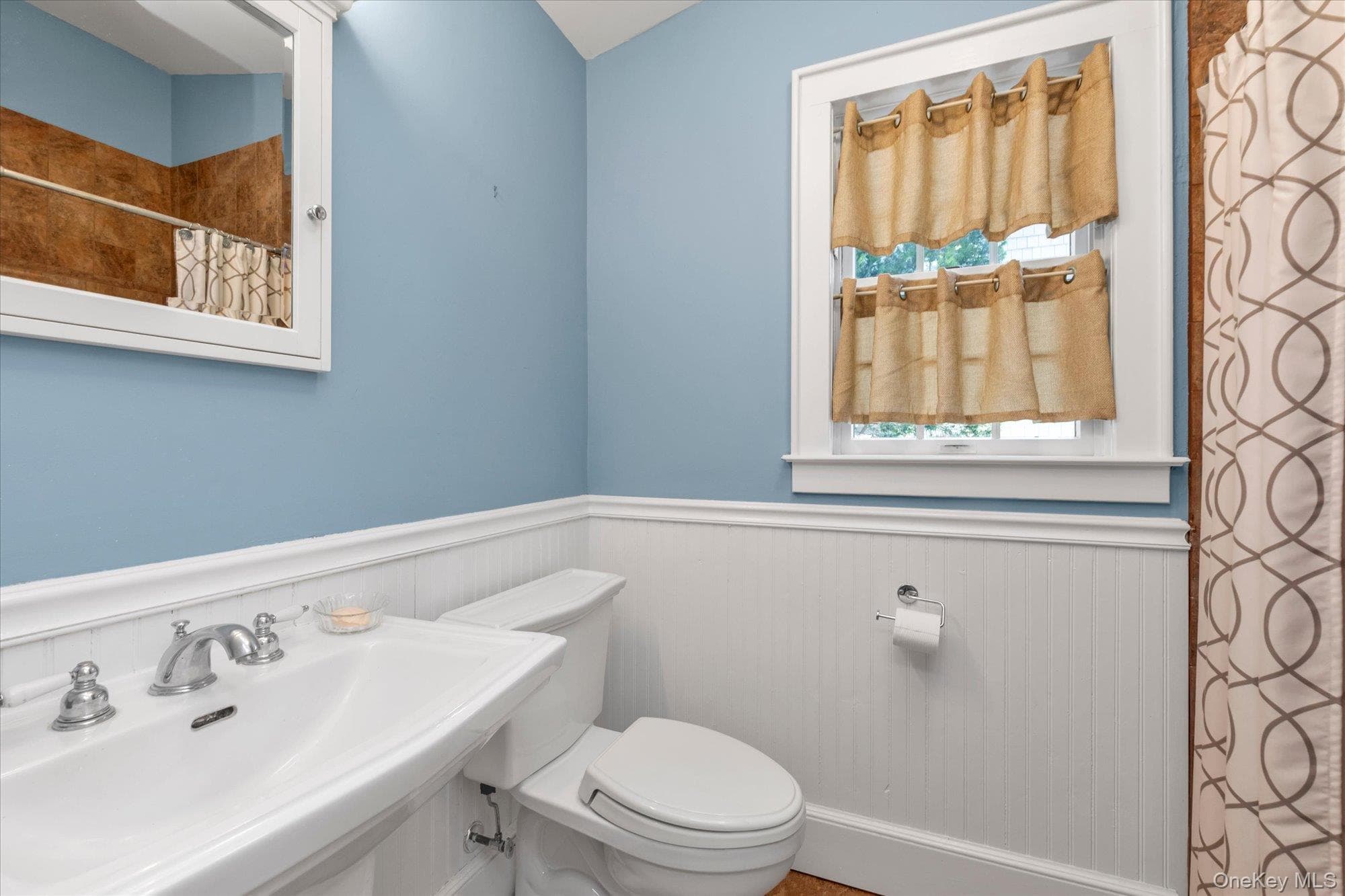 238 Burtis Avenue thumbnail 14