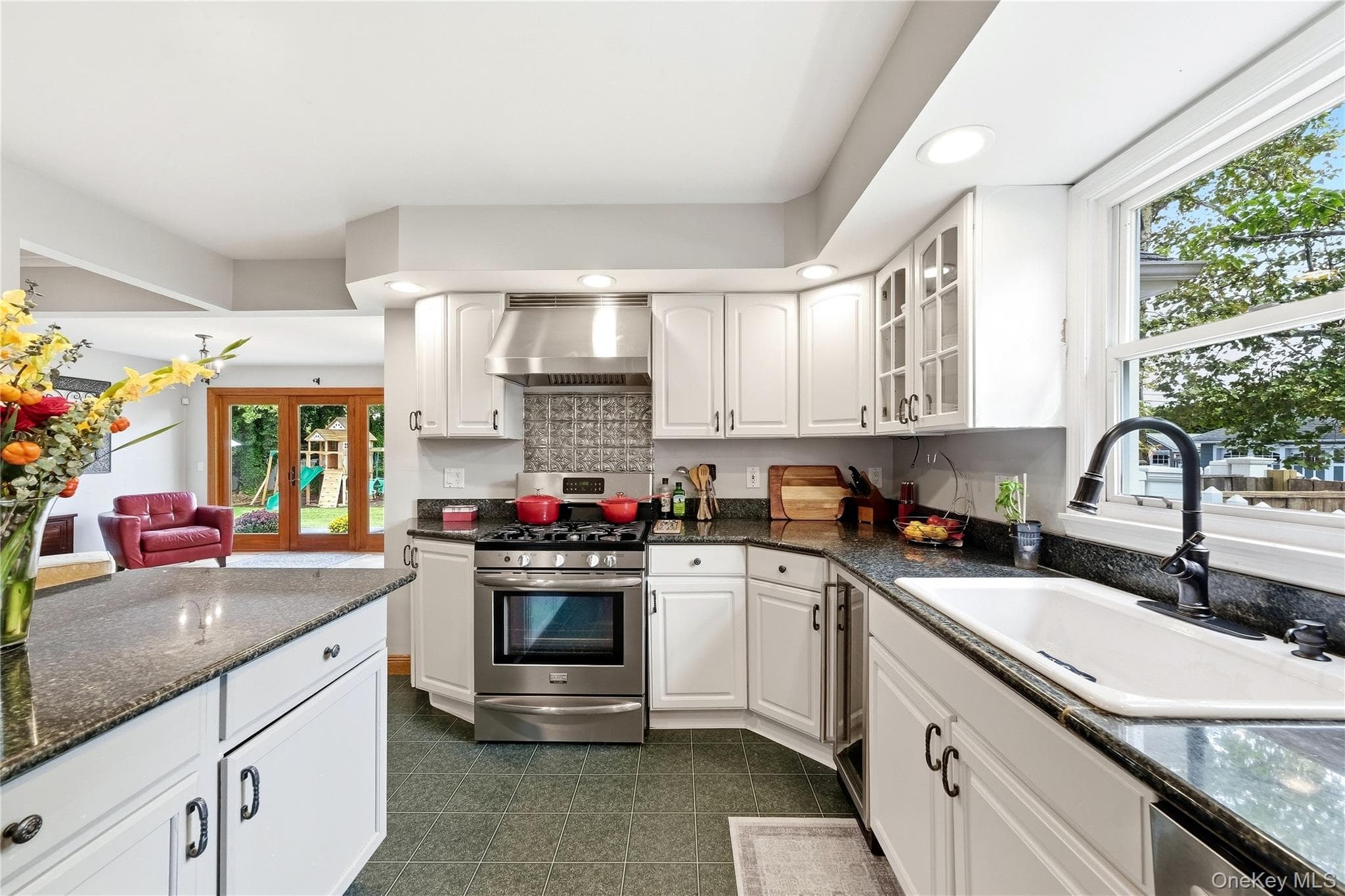 52 Bayway Avenue thumbnail 29