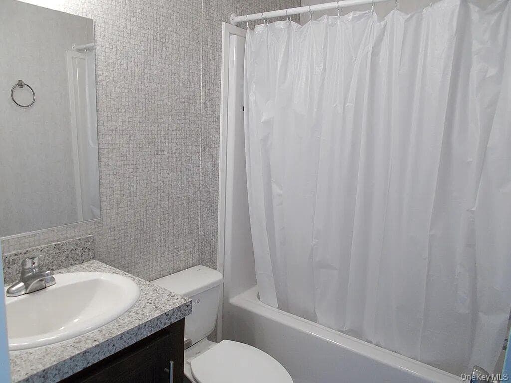 33 Tiger Lily Drive thumbnail 8