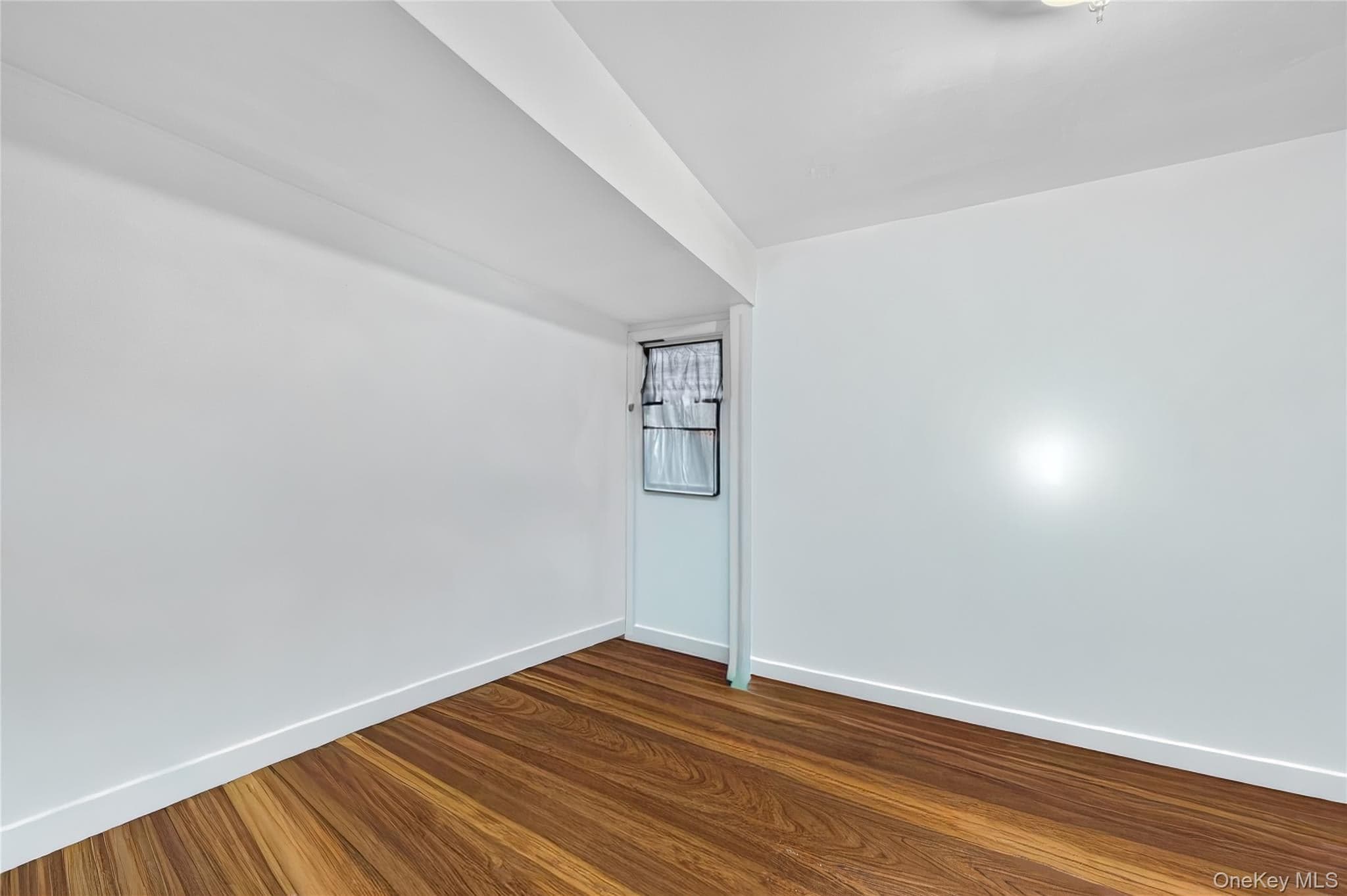 33 Hubbard Avenue thumbnail 9