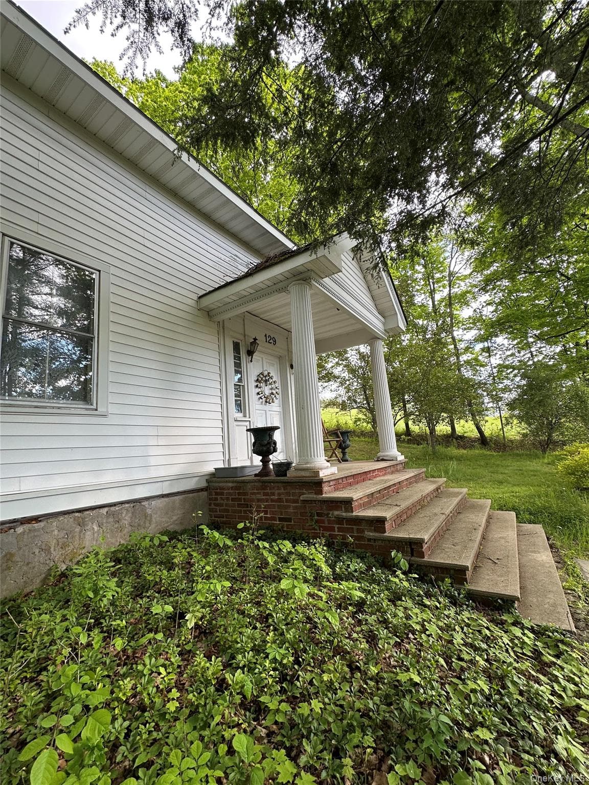 129 Blooms Corners Road thumbnail 2