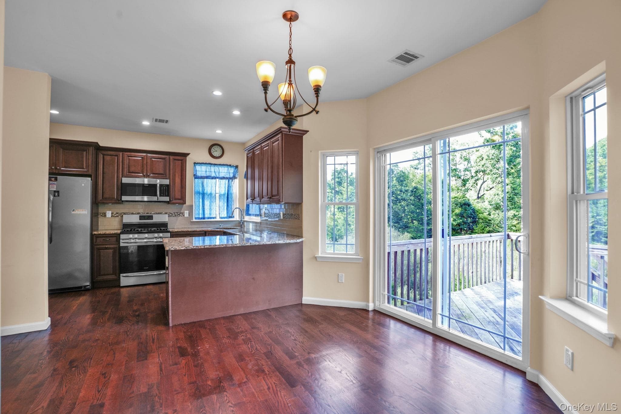 53 Highland View Place thumbnail 8