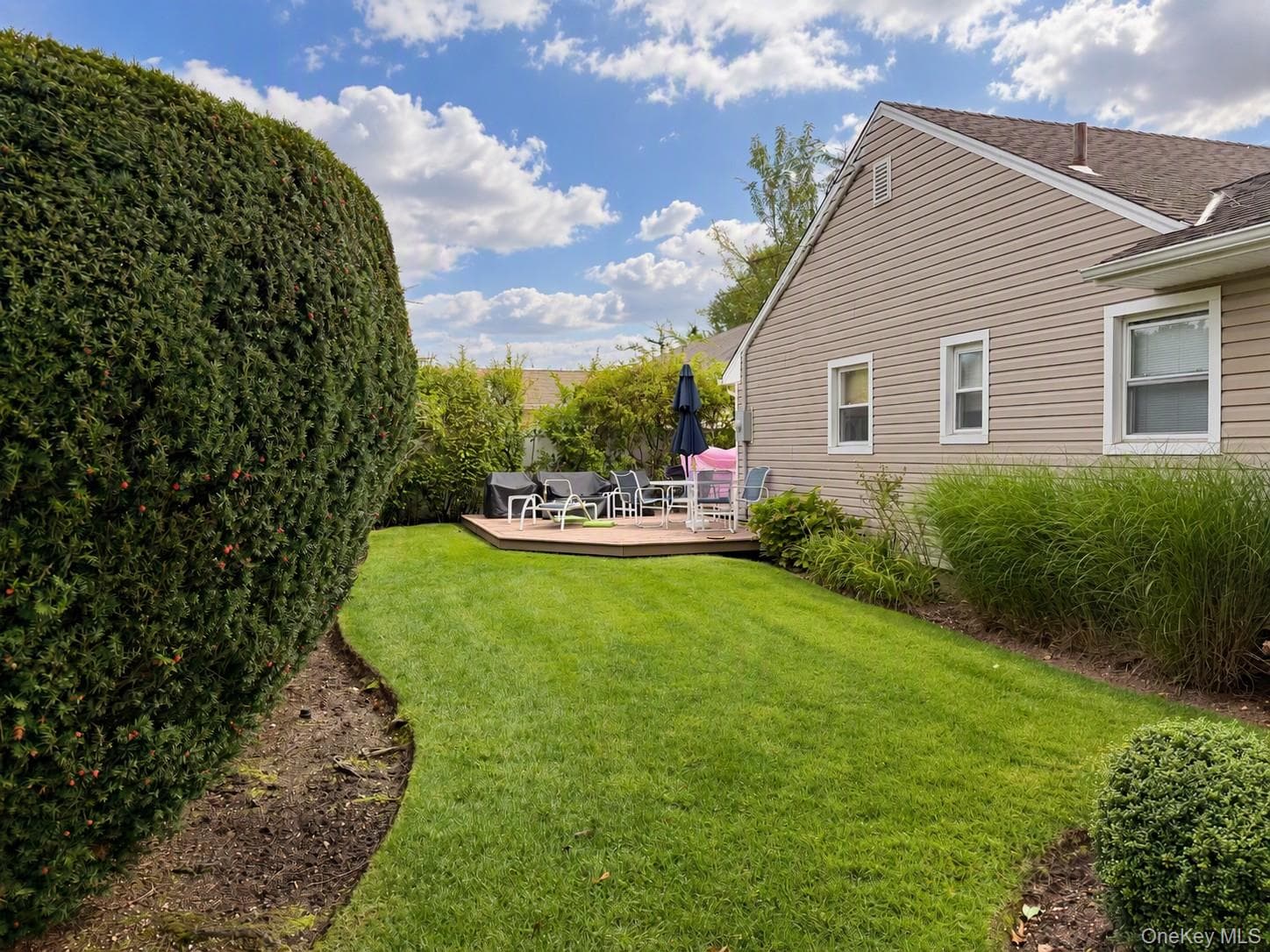 3473 S Hawthorne Drive thumbnail 2