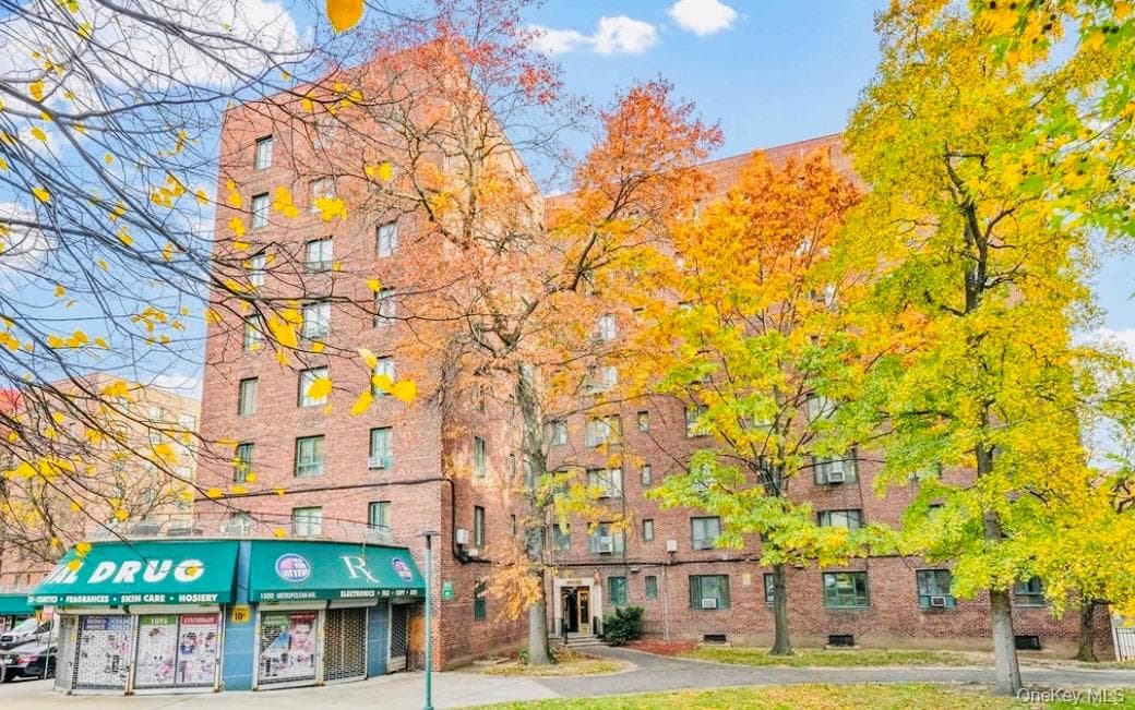 1504 Metropolitan Avenue Unit: 4H photo 1