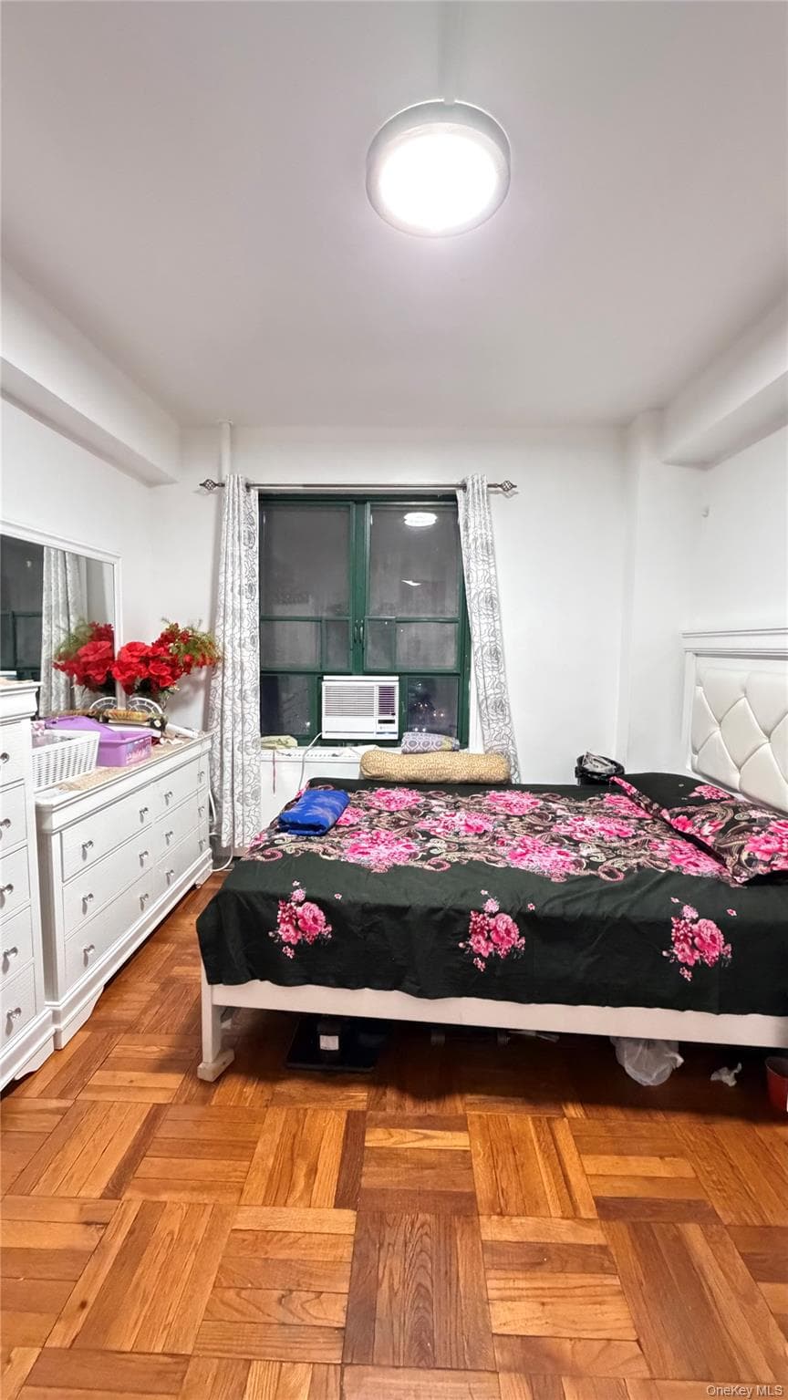1504 Metropolitan Avenue Unit: 4H thumbnail 2