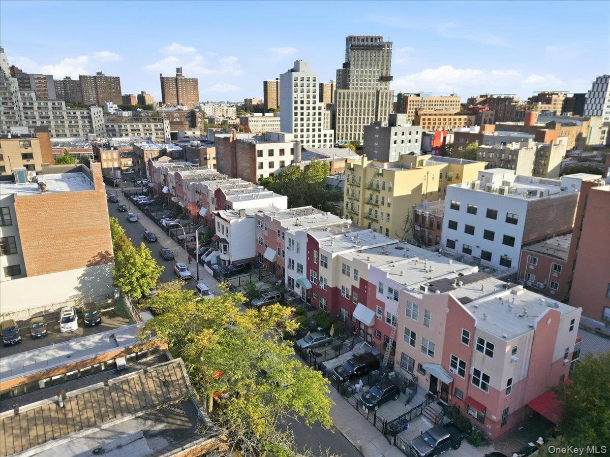 410 E 155th Street thumbnail 32