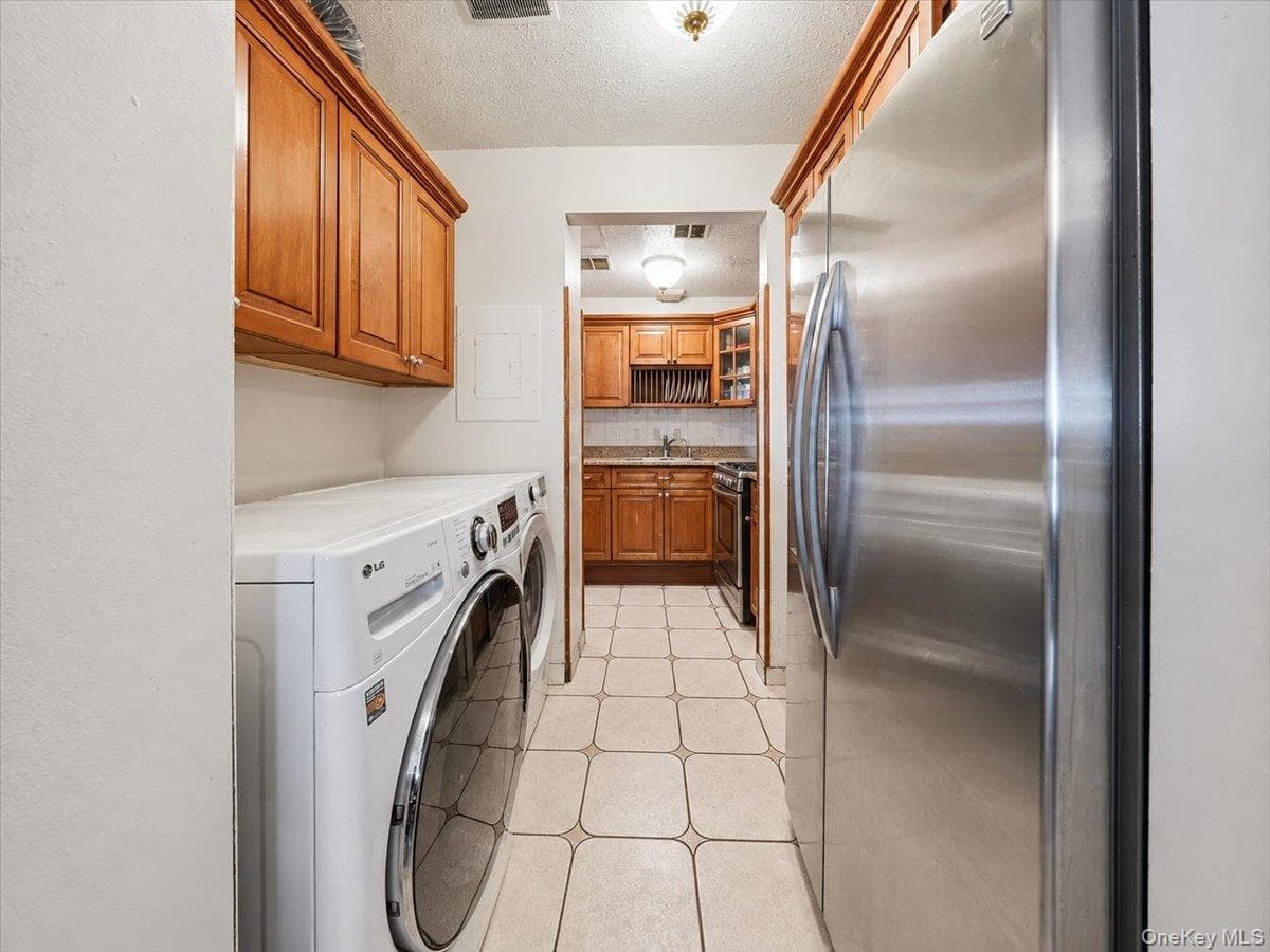 410 E 155th Street thumbnail 8