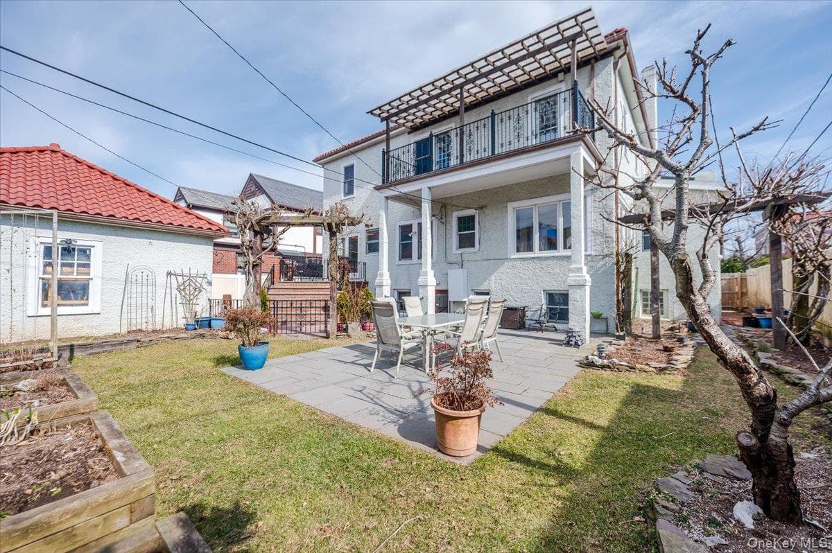 211 Laurelton Boulevard thumbnail 47