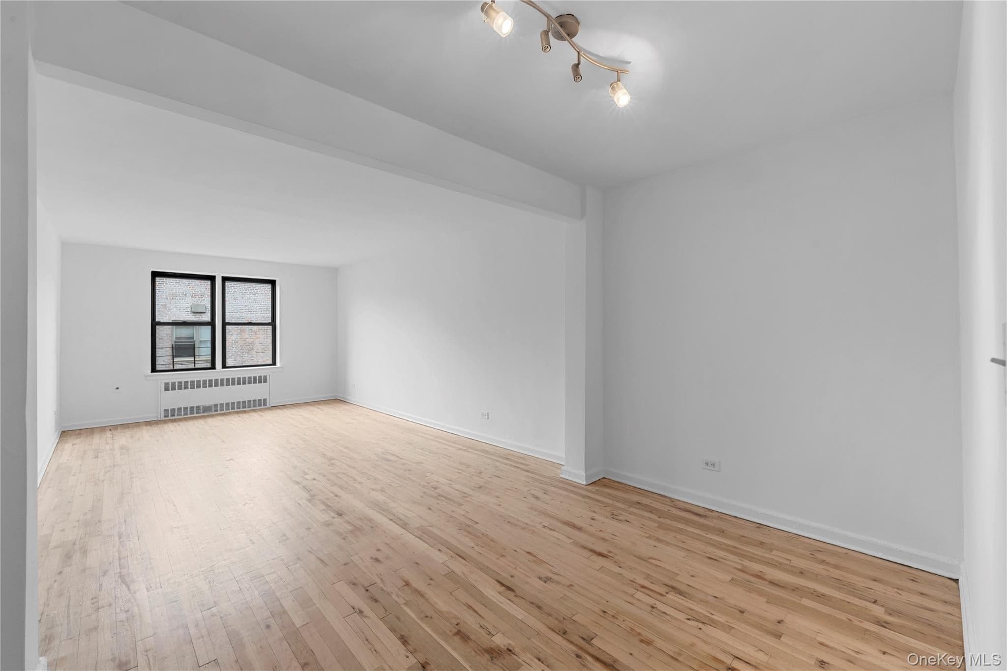 3726 87th St ST Unit: 6A thumbnail 3