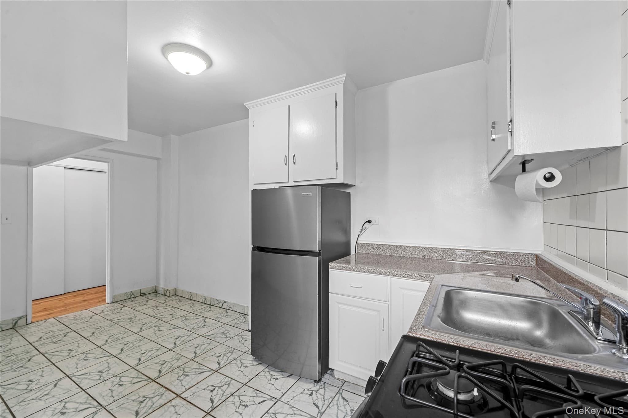3726 87th St ST Unit: 6A thumbnail 19