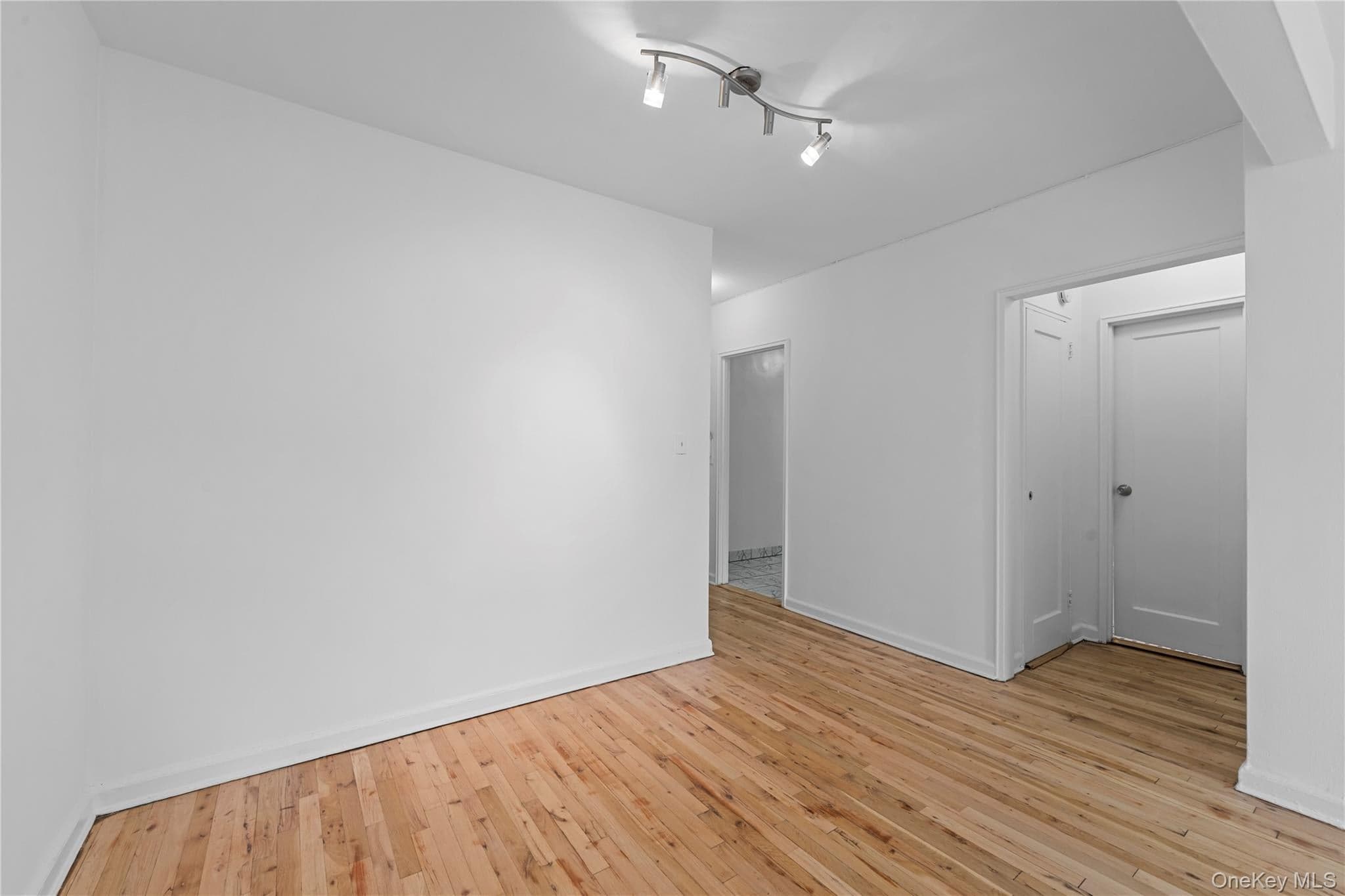 3726 87th St ST Unit: 6A thumbnail 6