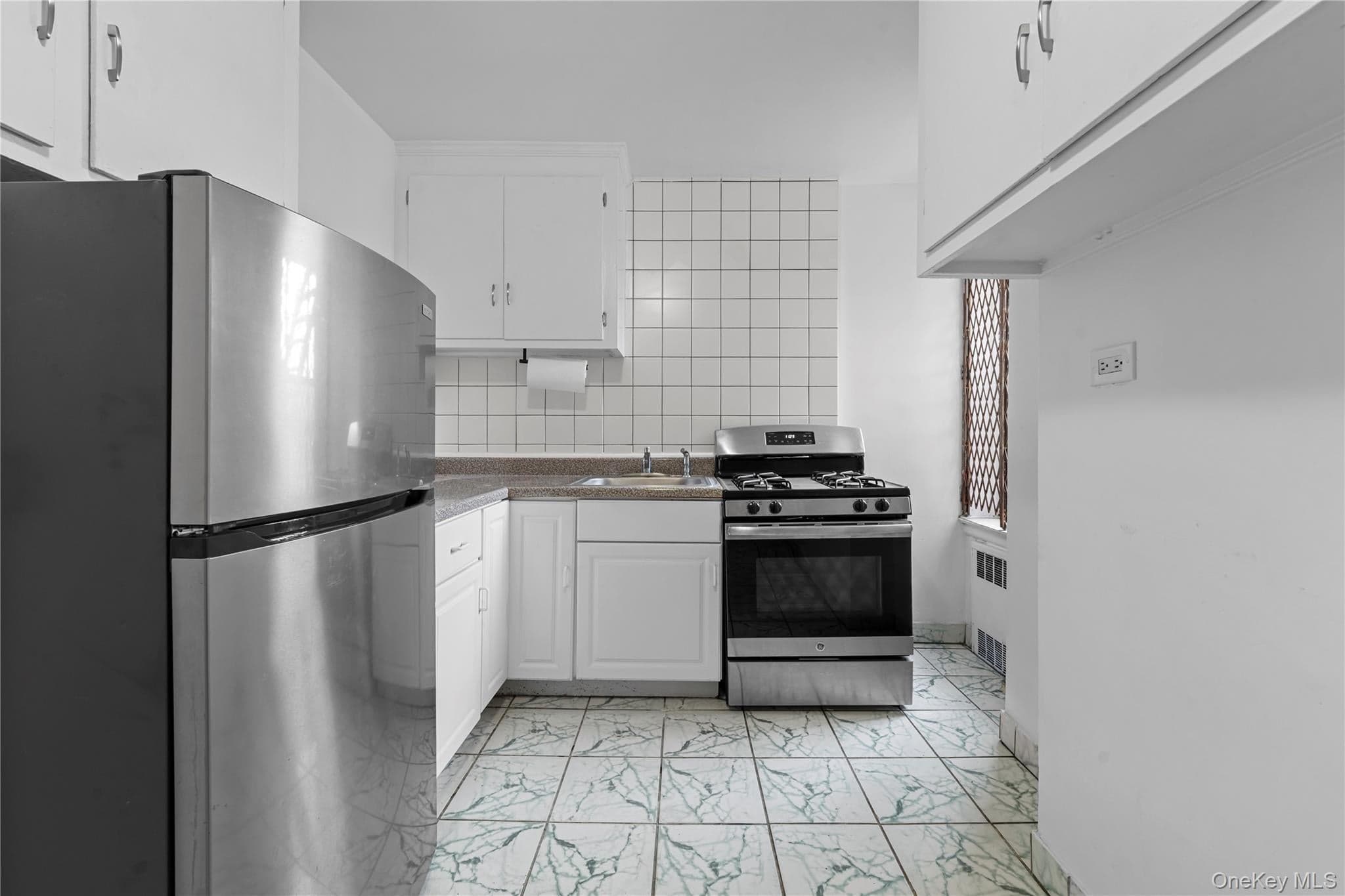 3726 87th St ST Unit: 6A thumbnail 16