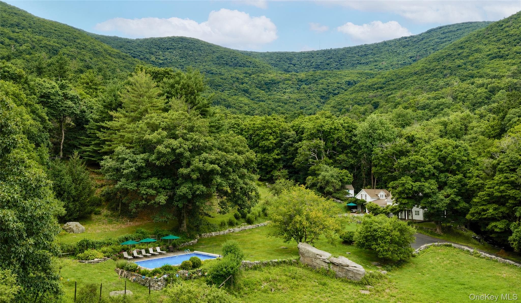 190 Lewis Hollow Road thumbnail 47
