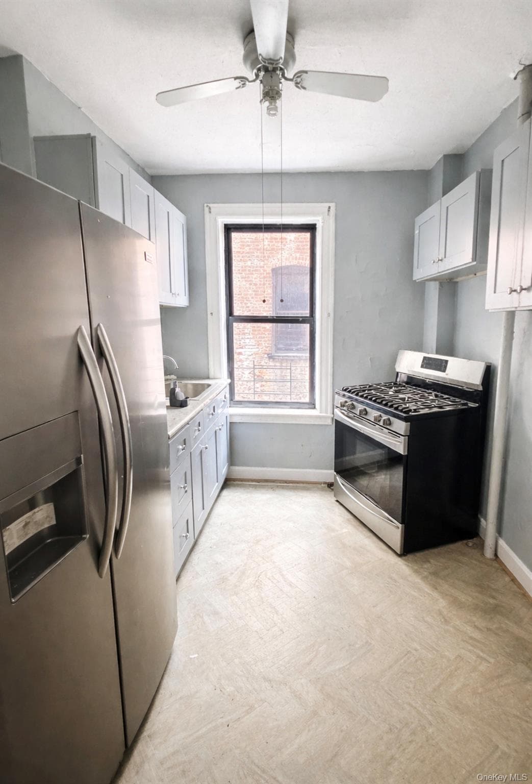 1989 Amsterdam Ave Unit: 41 thumbnail 2