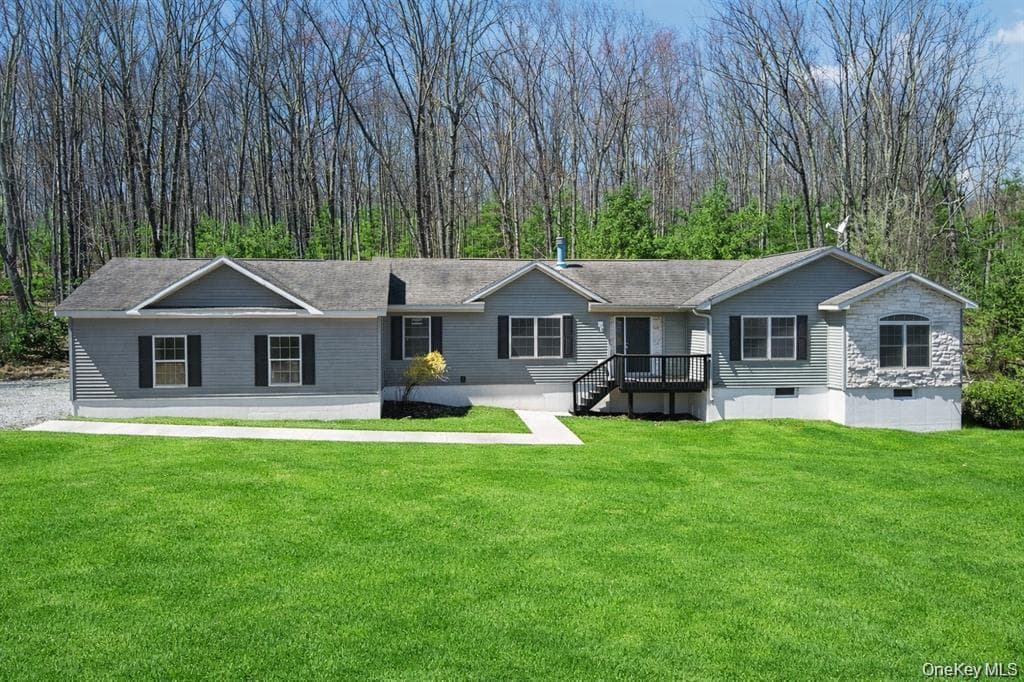 768 Forestburgh Road photo 1
