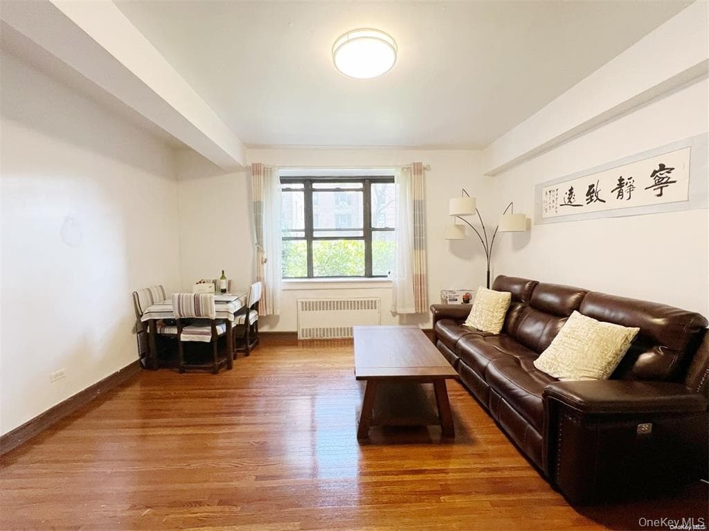 11219 34th Avenue Unit: F thumbnail 3