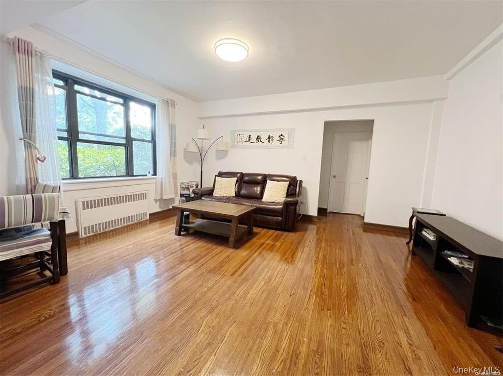 11219 34th Avenue Unit: F thumbnail 2