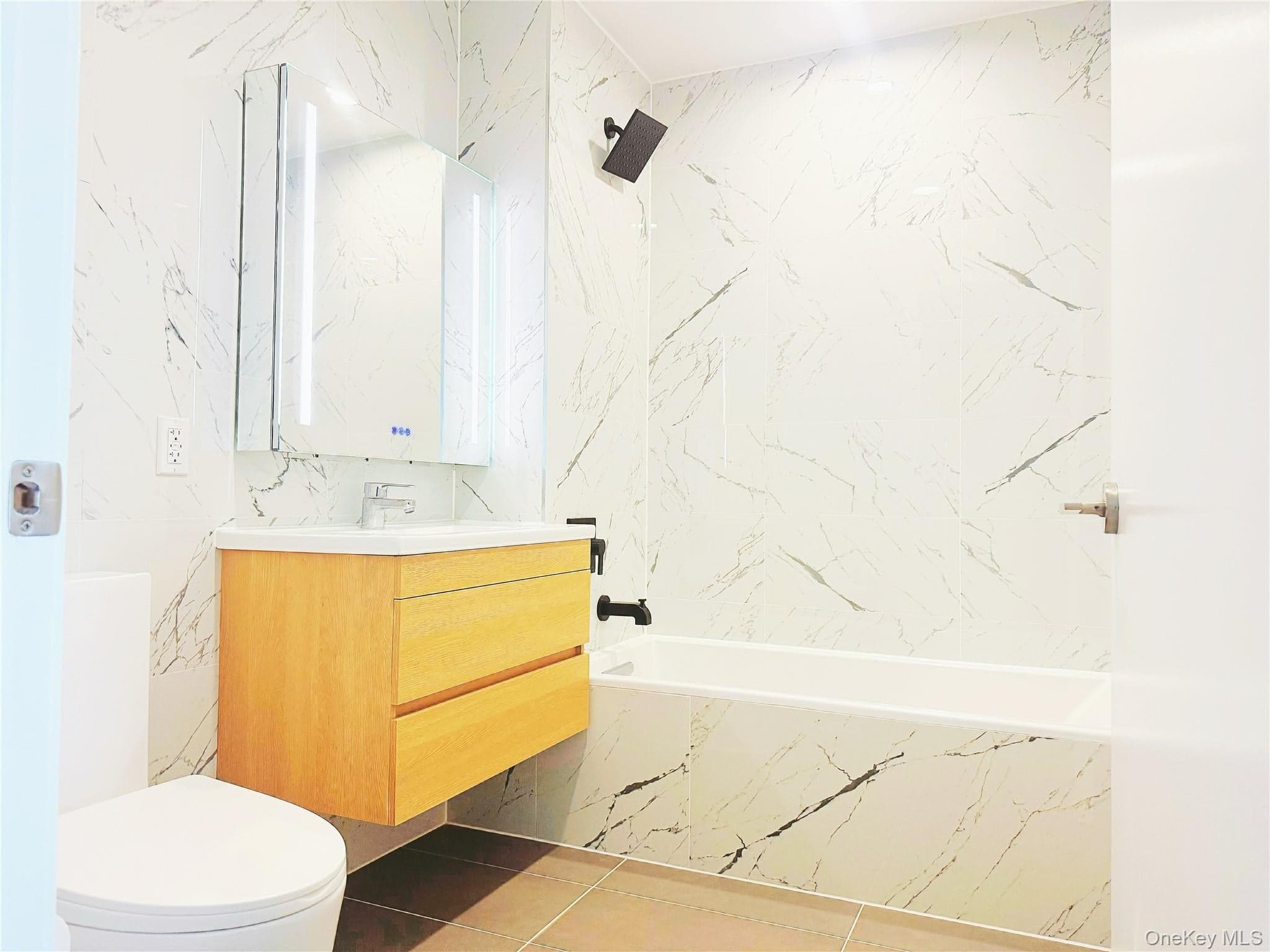 150-02 Northern Boulevard Unit: 6C thumbnail 6