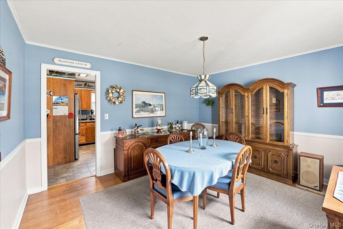297 Maple Avenue thumbnail 6