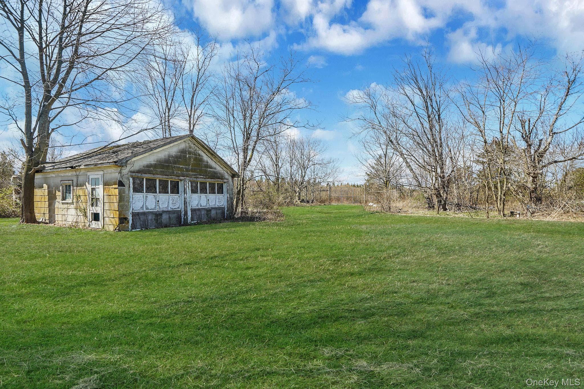 5528 Sound Avenue thumbnail 11