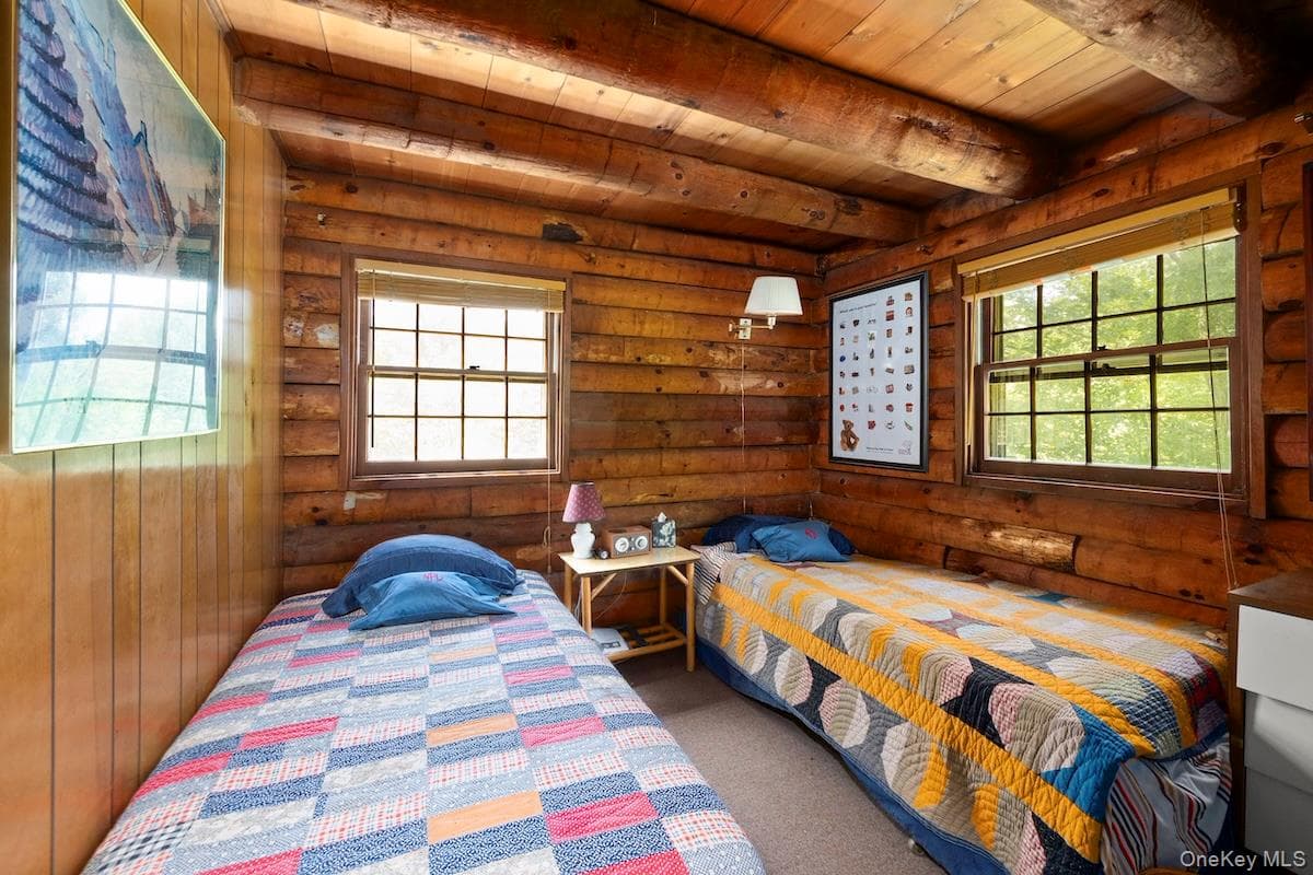 284 Hall Hill Road thumbnail 10