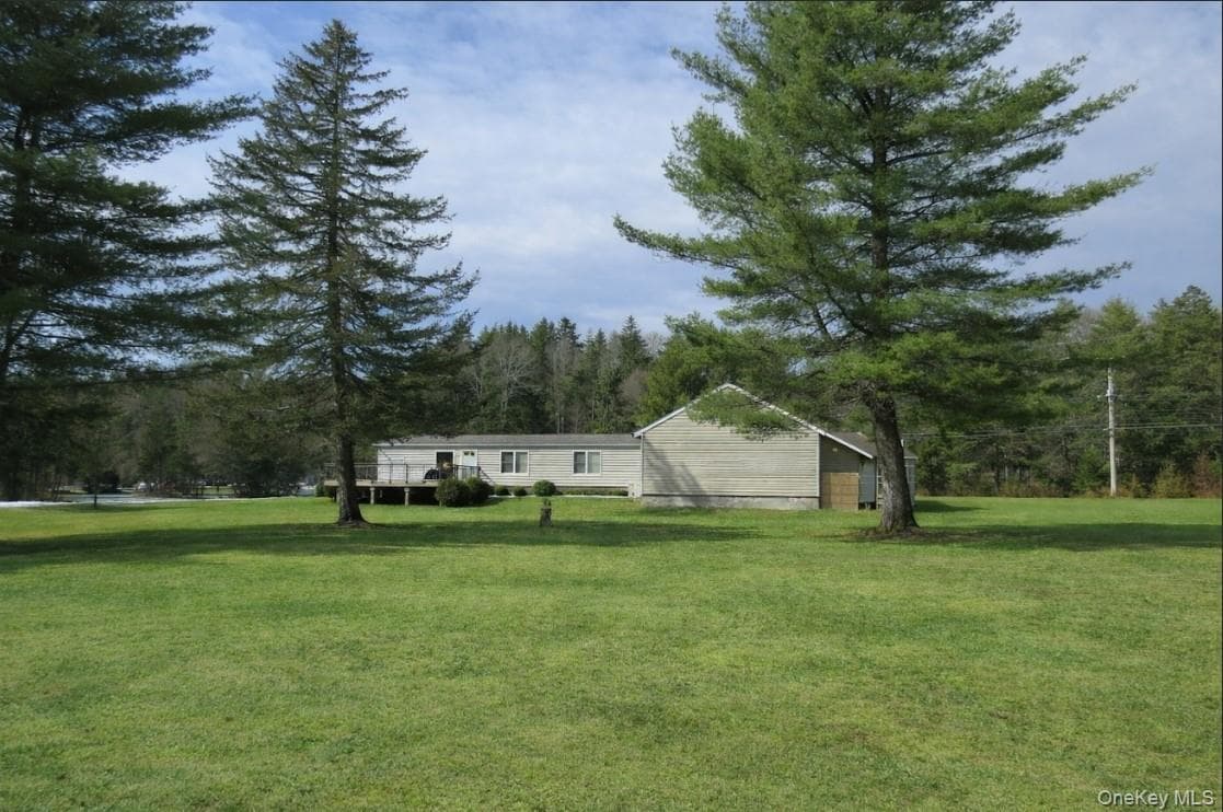 698 Cooley Road thumbnail 4