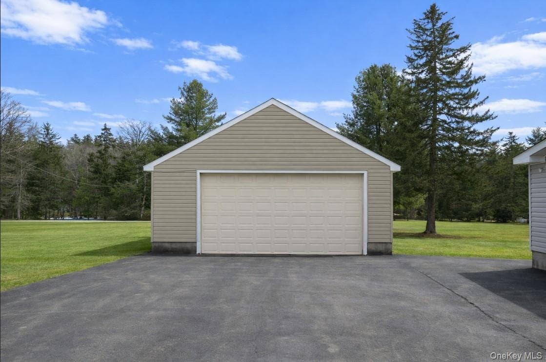 698 Cooley Road thumbnail 14