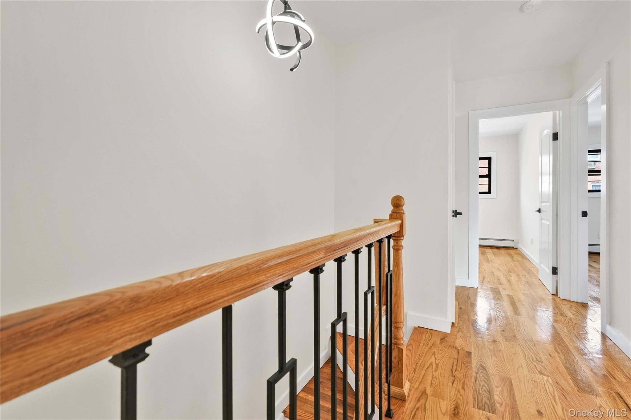 989 Schenck Avenue thumbnail 6